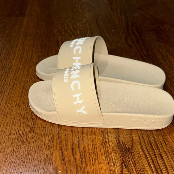 Givenchy Beige Slippers - Picture 2 of 3
